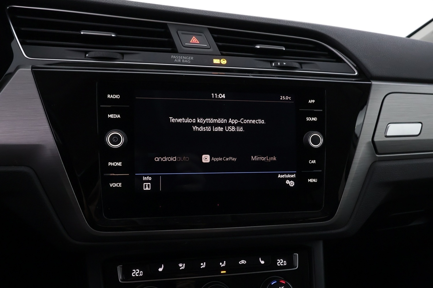 Volkswagen Touran vaihtoauto