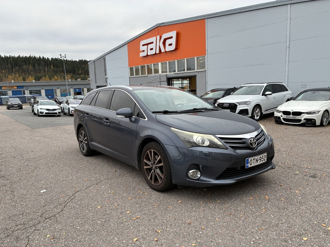 Toyota Avensis vaihtoauto