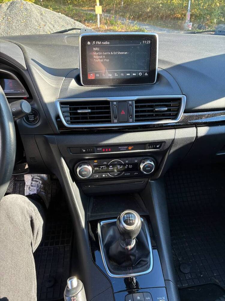 Mazda 3 vaihtoauto