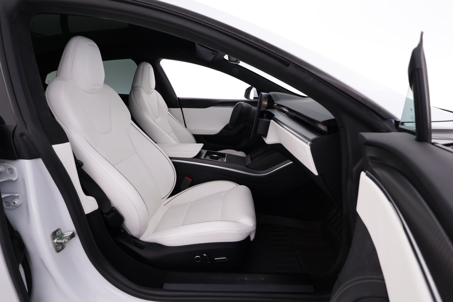 Tesla Model S vaihtoauto