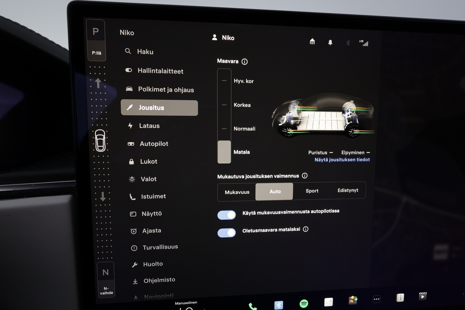 Tesla Model S vaihtoauto