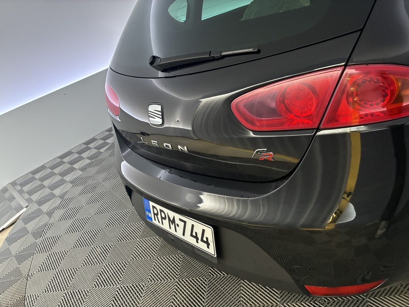 SEAT Leon vaihtoauto