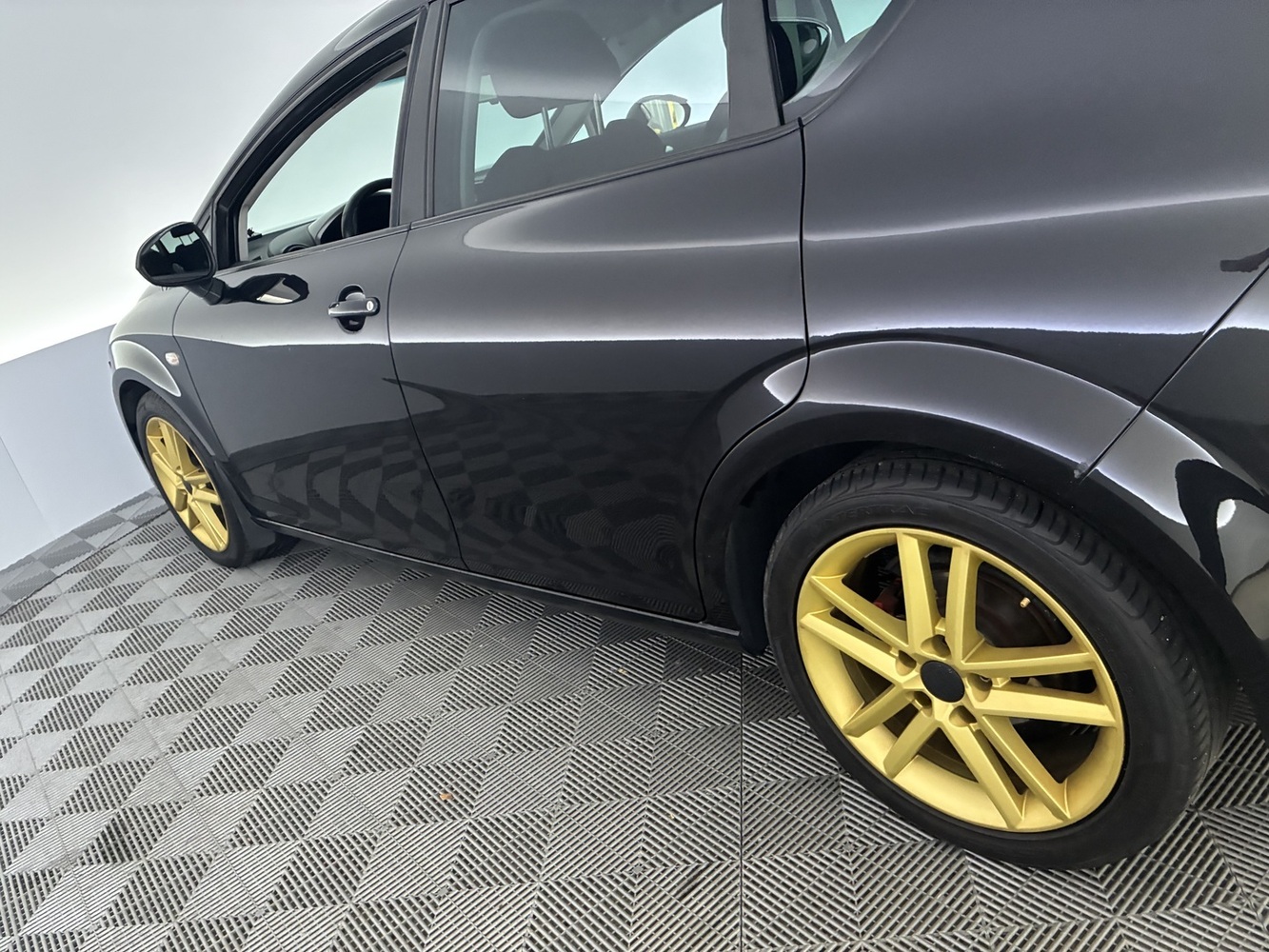 SEAT Leon vaihtoauto