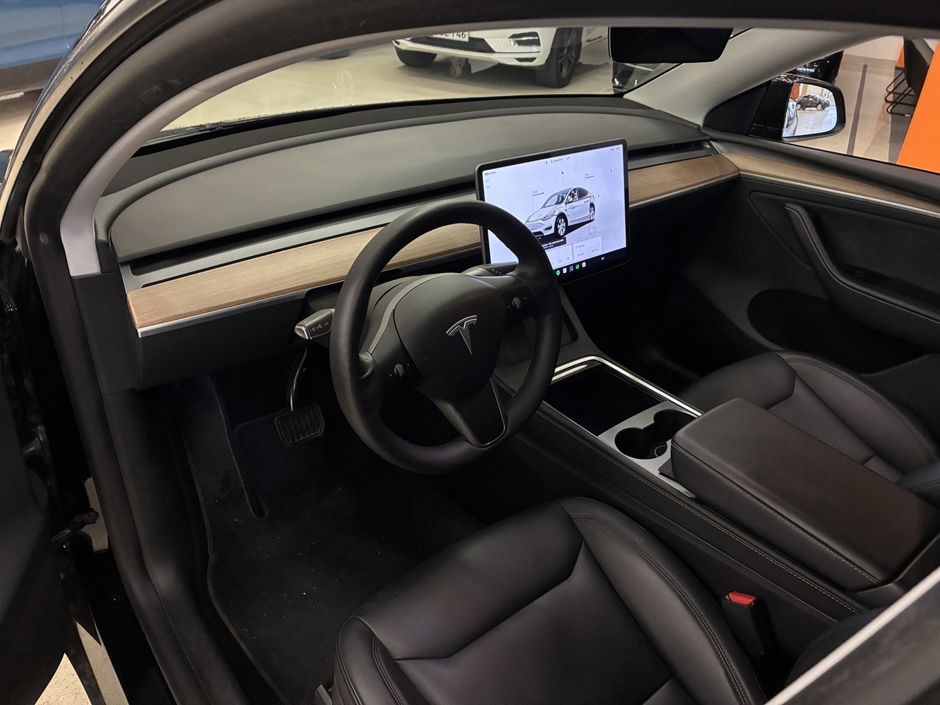 Tesla Model Y vaihtoauto