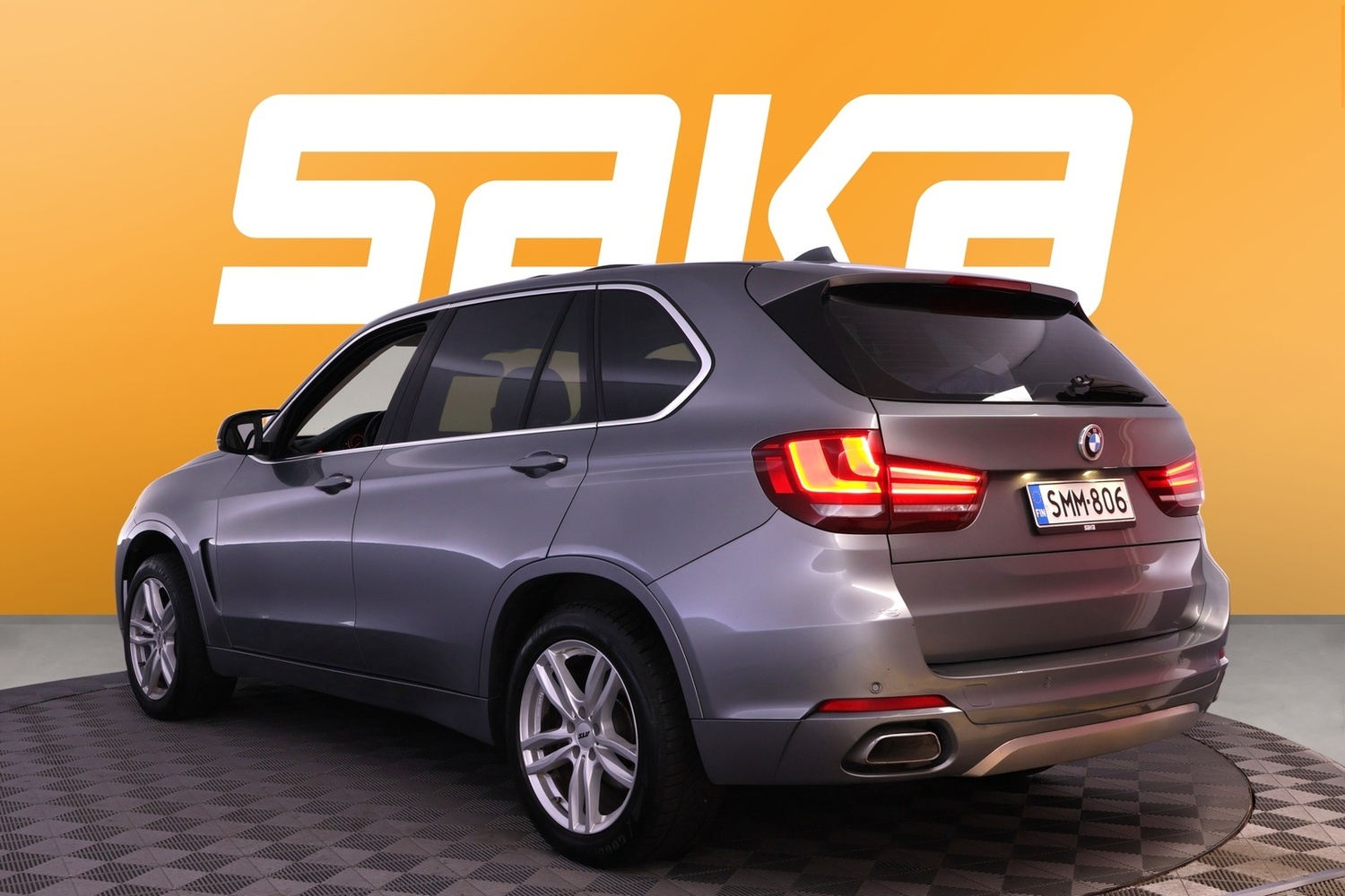 BMW X5 vaihtoauto