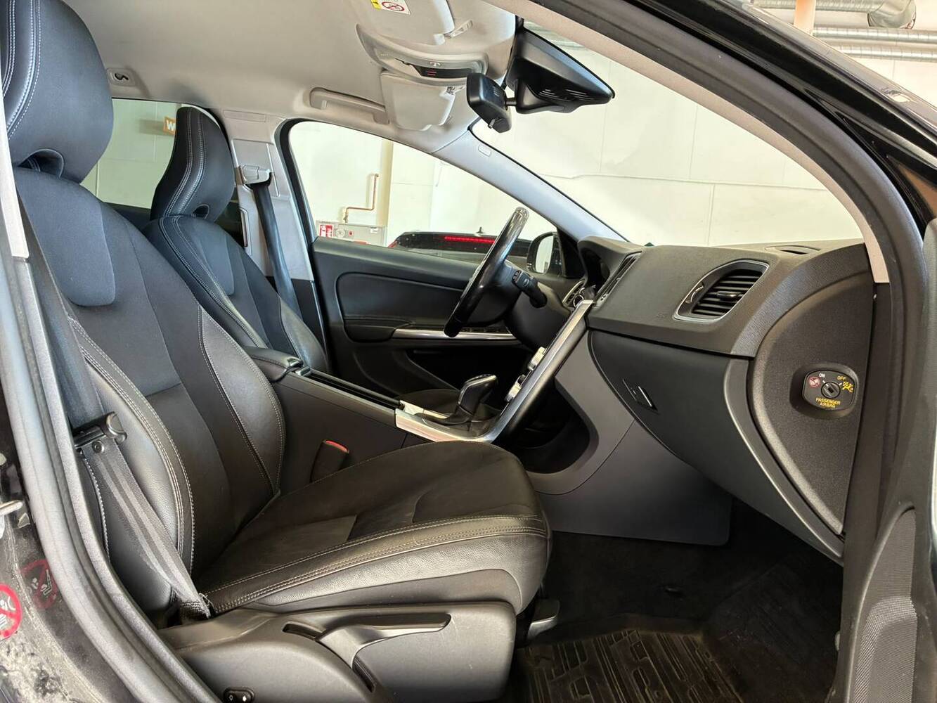 Volvo V60 Cross Country vaihtoauto