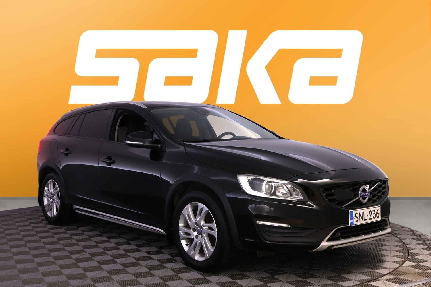 Volvo V60 Cross Country vaihtoauto
