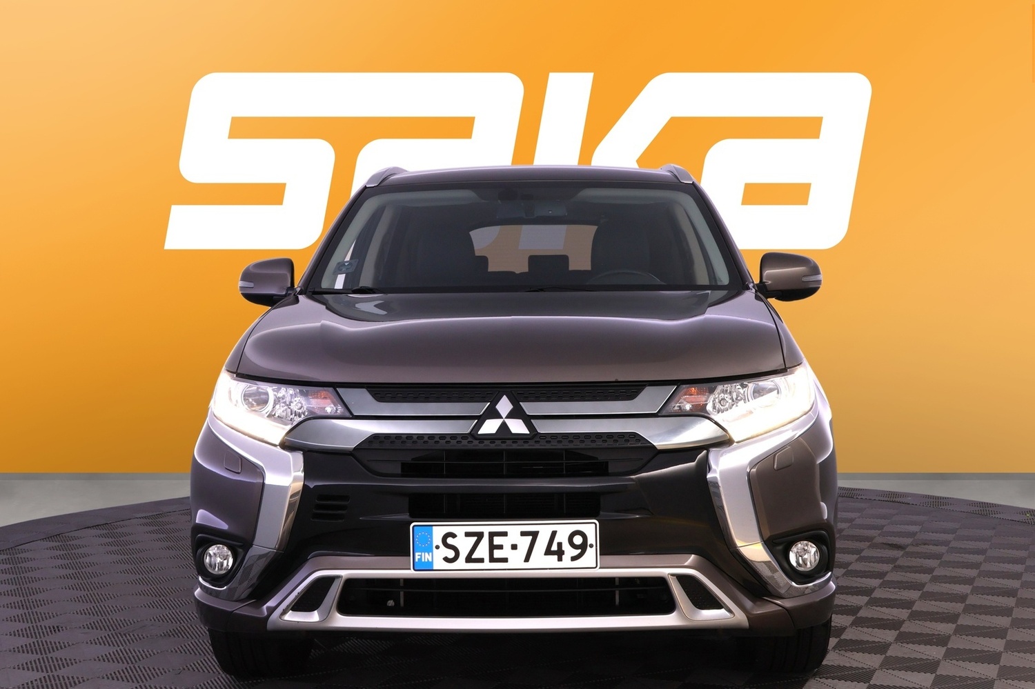 Mitsubishi Outlander PHEV vaihtoauto