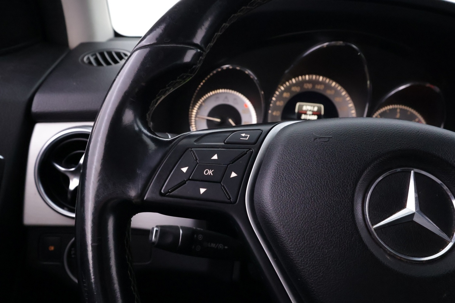 Mercedes-Benz GLK vaihtoauto