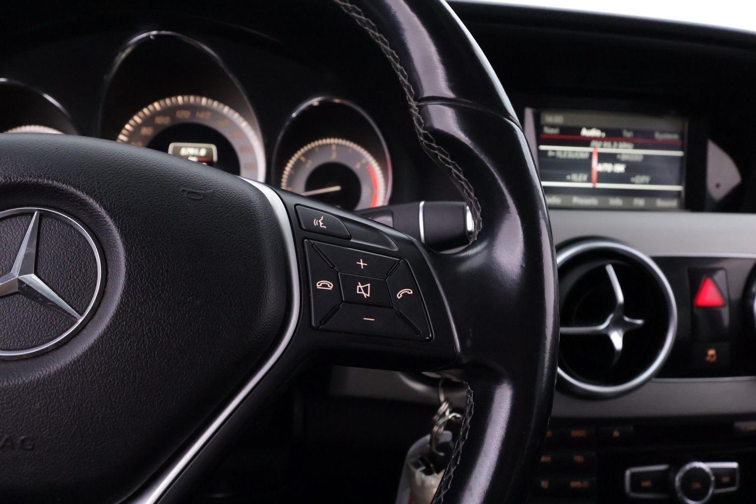 Mercedes-Benz GLK vaihtoauto