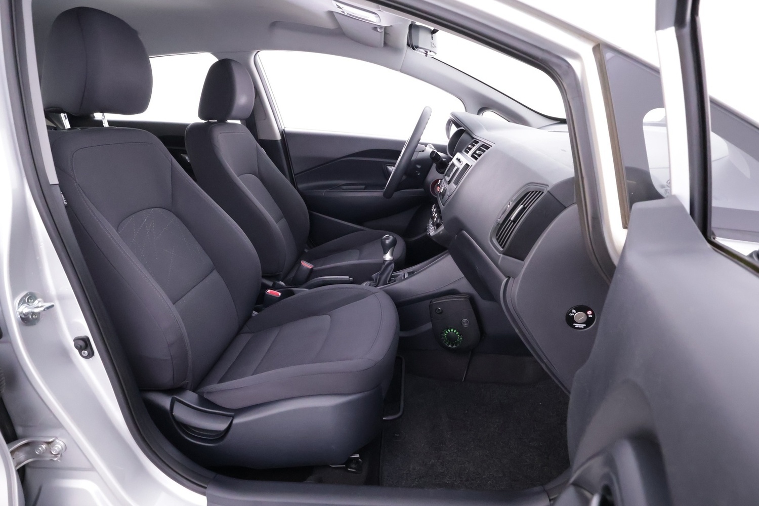 Kia Rio vaihtoauto