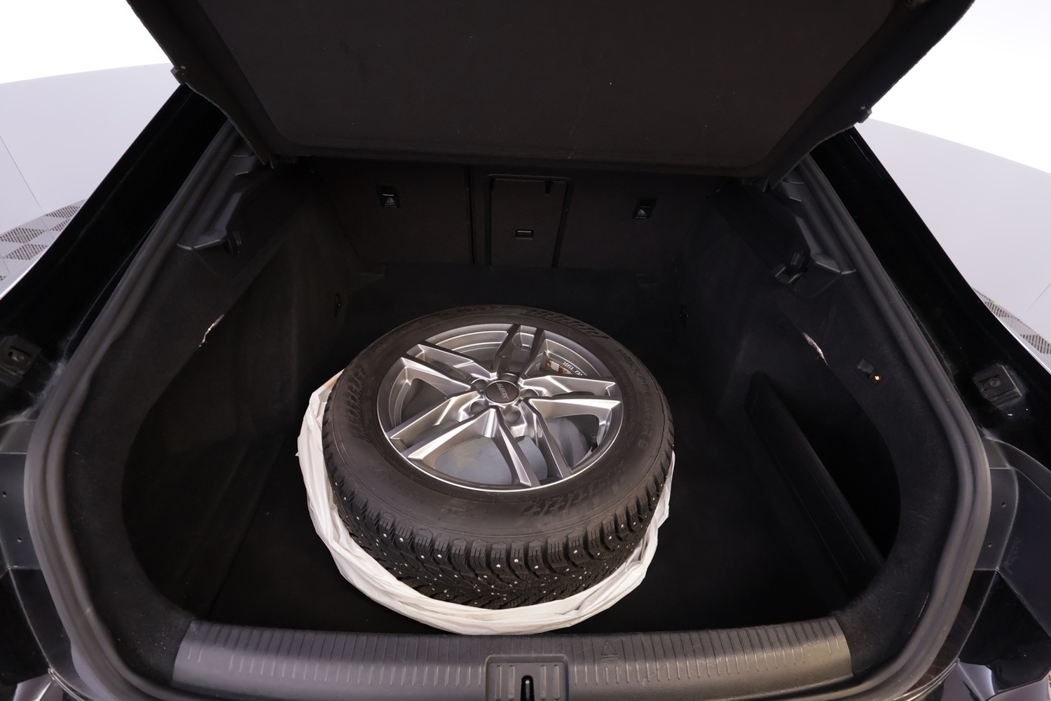 Volkswagen Arteon vaihtoauto
