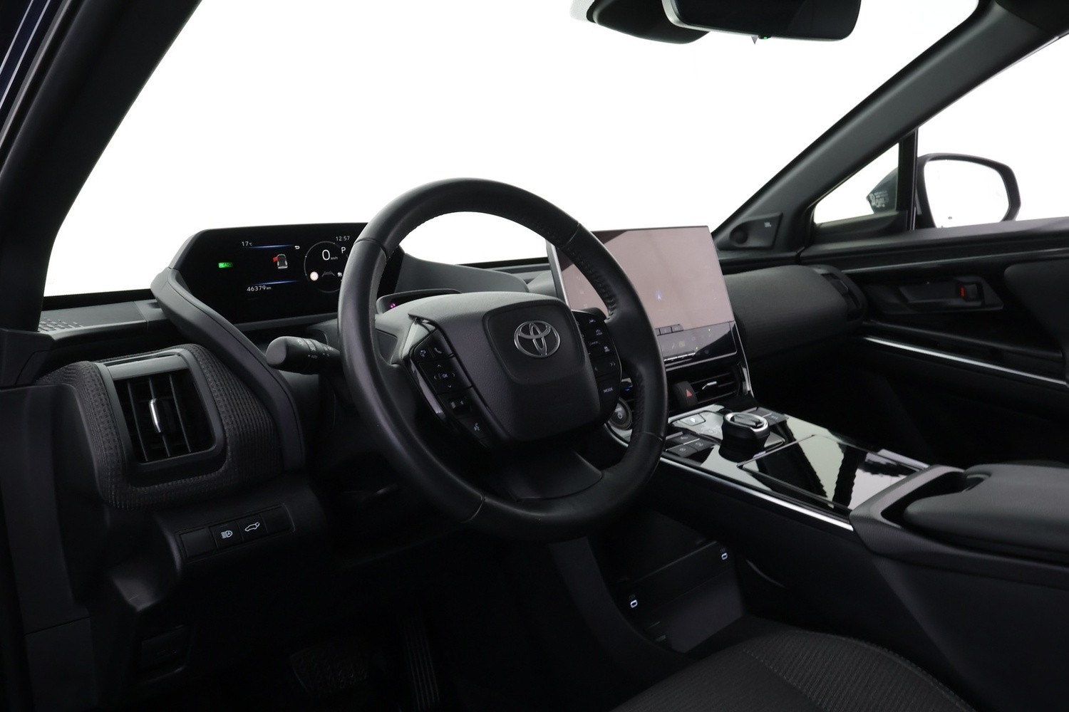 Toyota bZ4X vaihtoauto