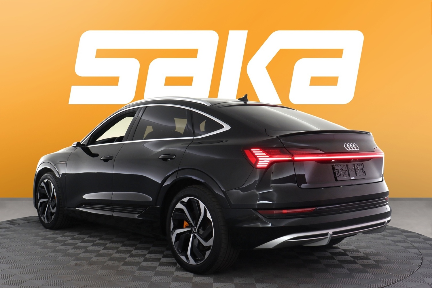 Audi e-tron vaihtoauto
