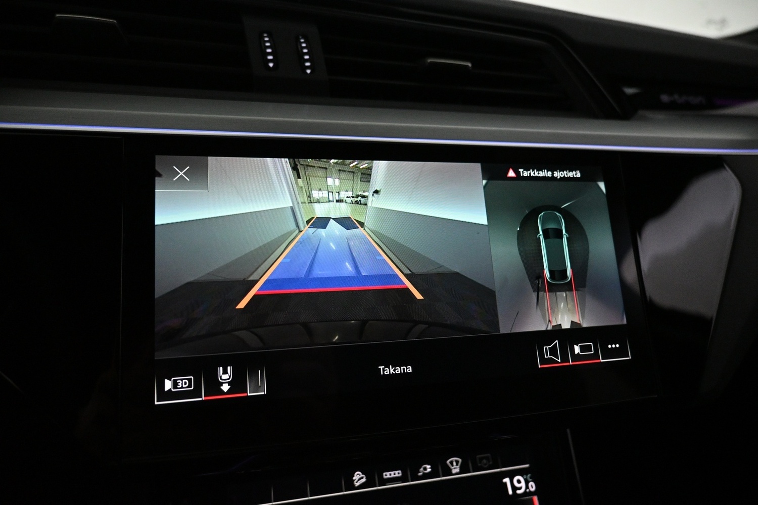 Audi e-tron vaihtoauto