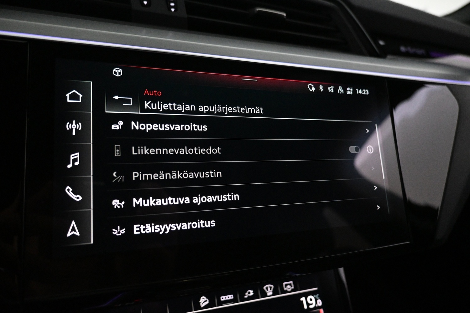 Audi e-tron vaihtoauto