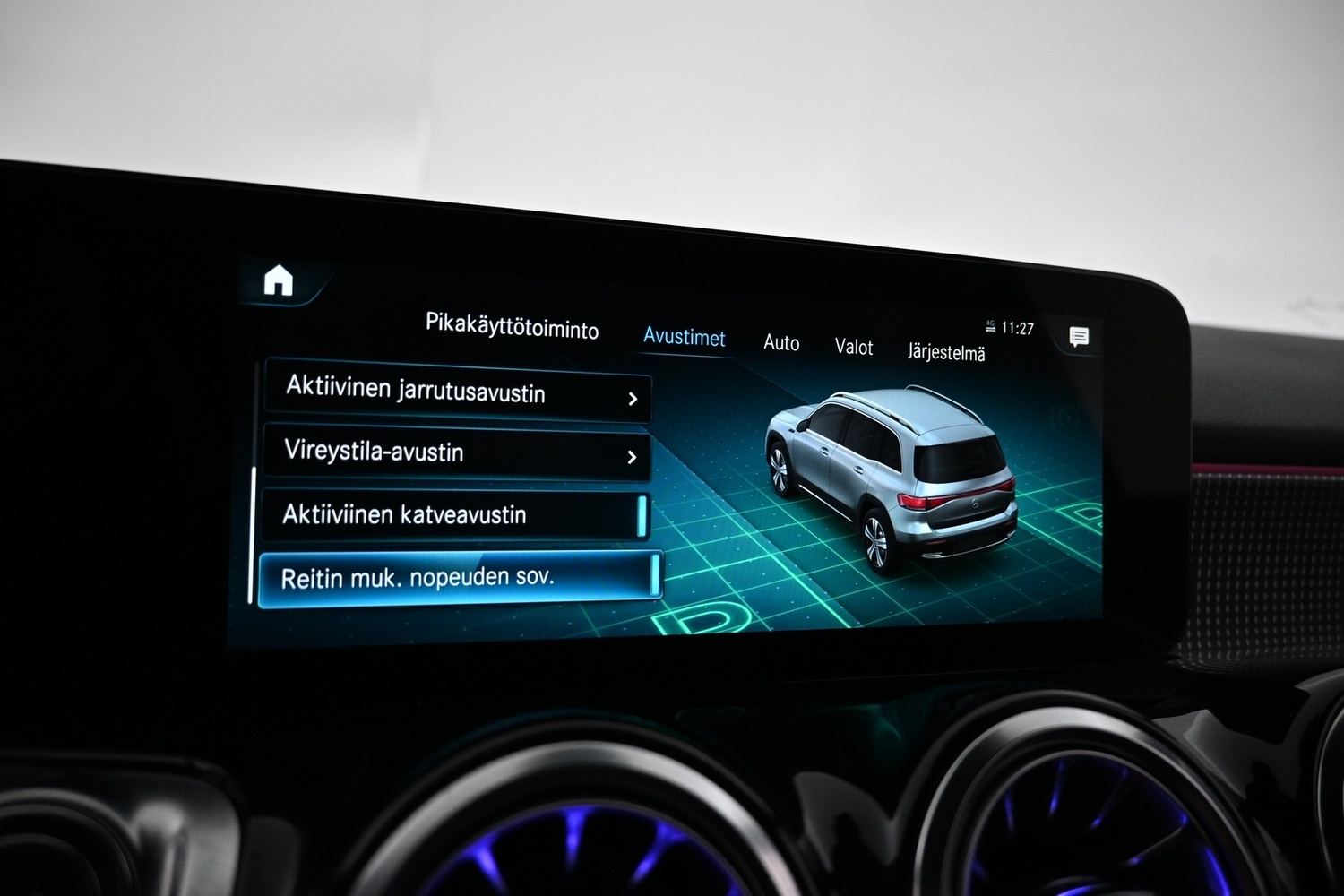Mercedes-Benz EQB vaihtoauto