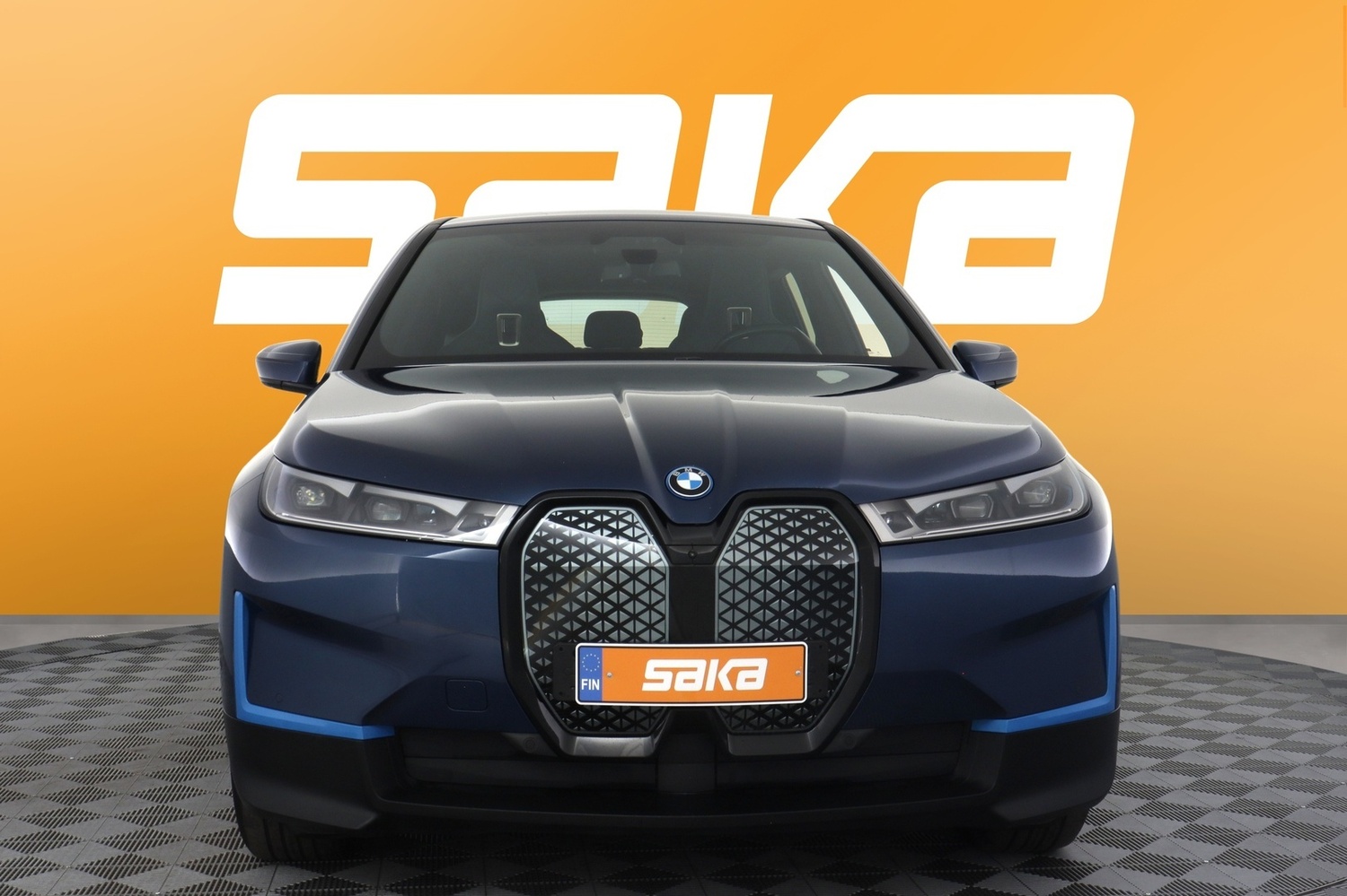BMW iX vaihtoauto
