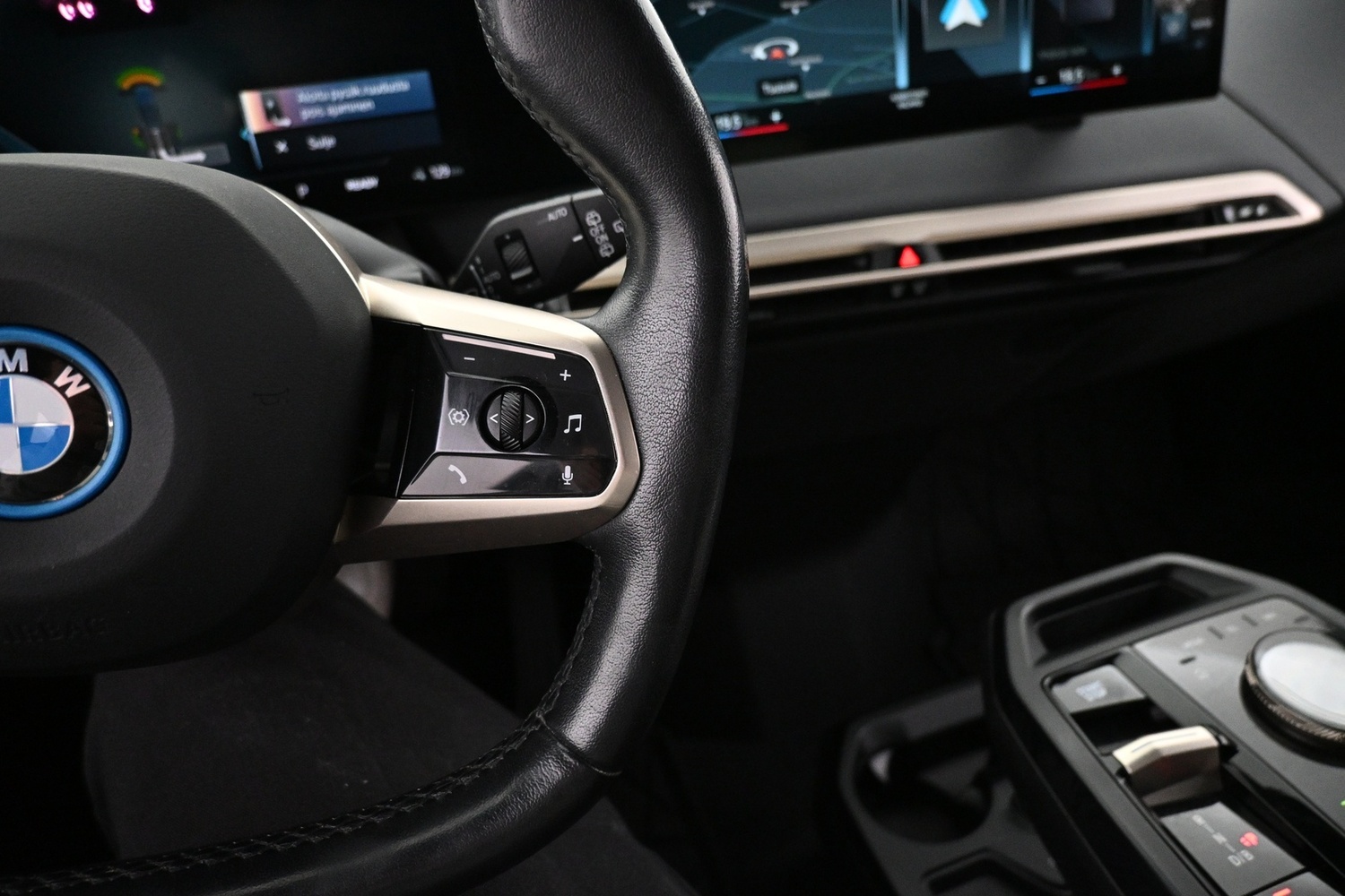 BMW iX vaihtoauto