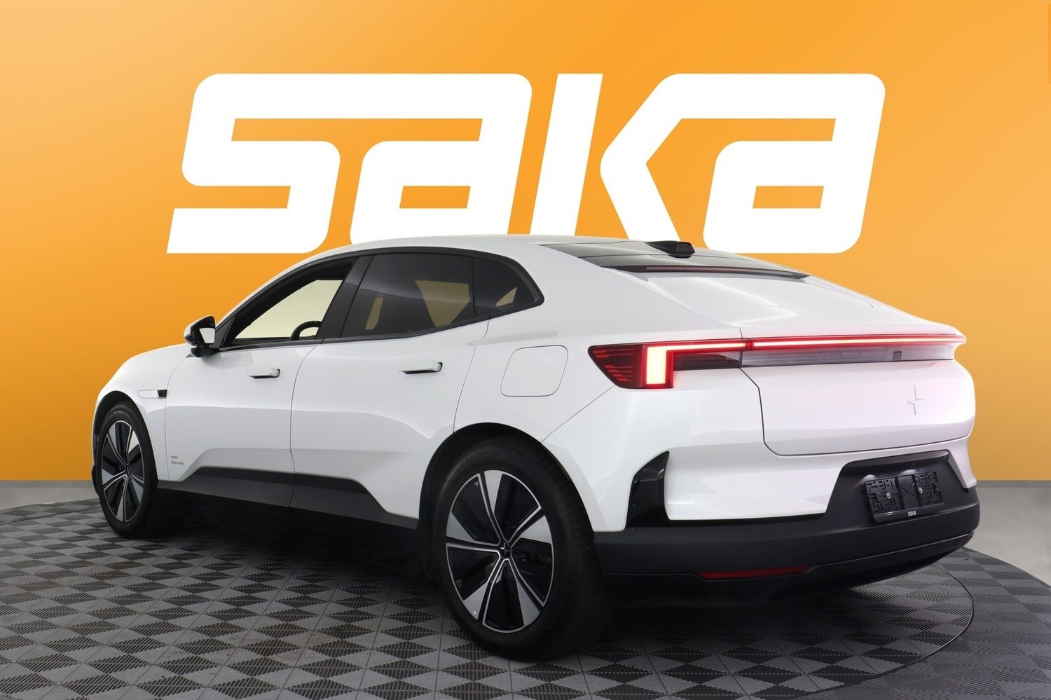 Polestar 4 vaihtoauto