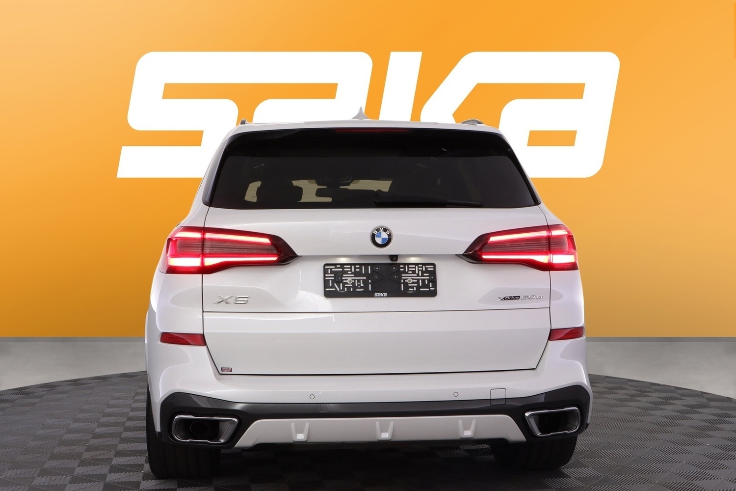 BMW X5 vaihtoauto