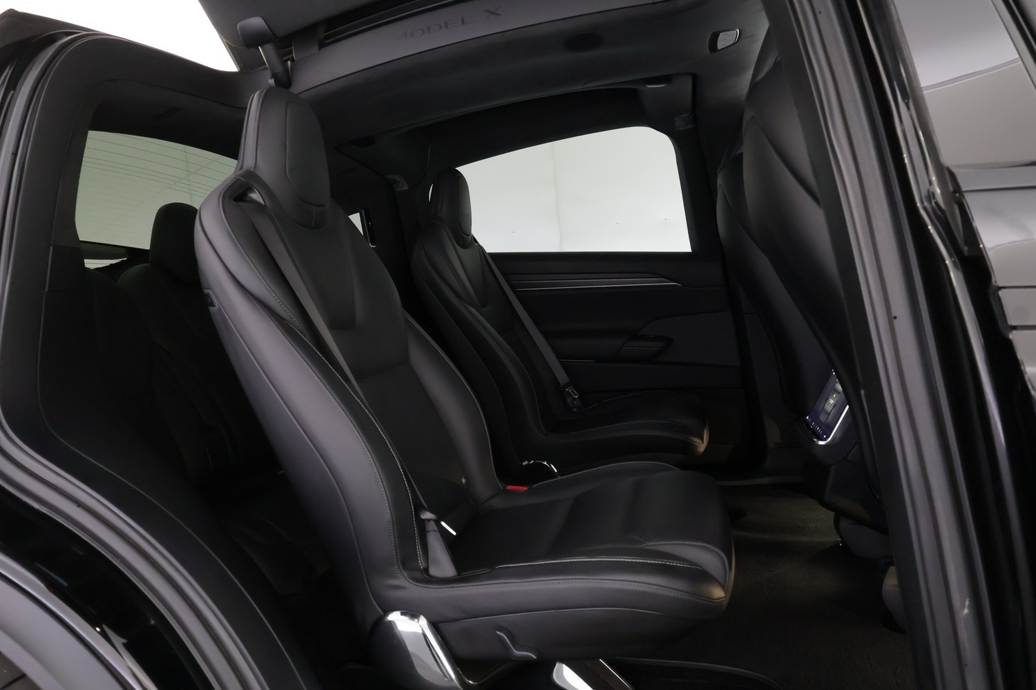 Tesla Model X vaihtoauto
