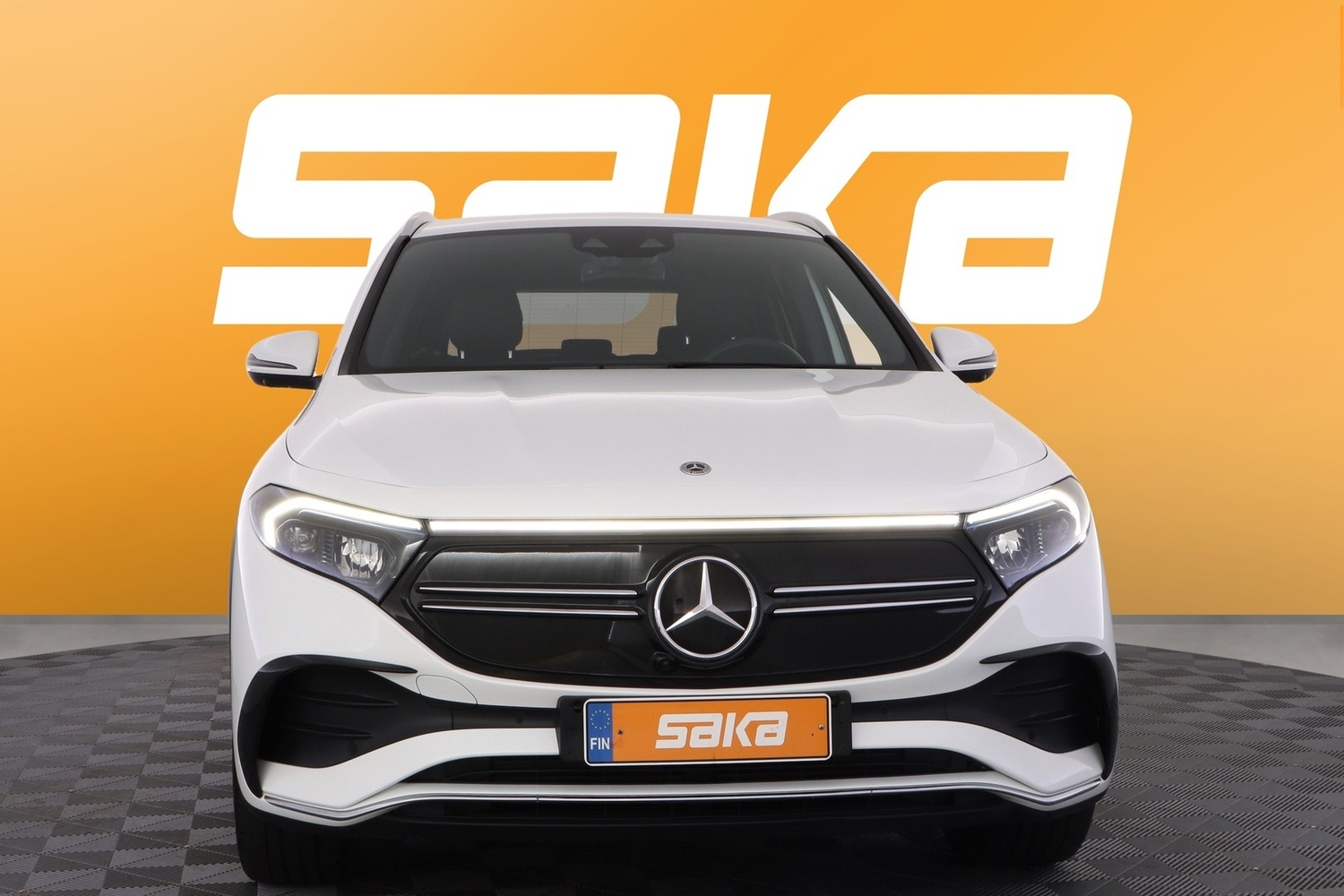 Mercedes-Benz EQA vaihtoauto