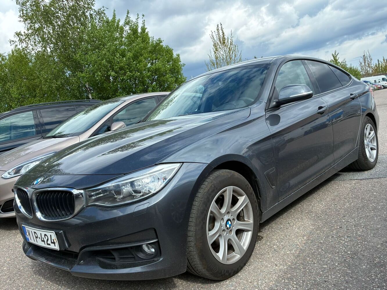 BMW 320 vaihtoauto