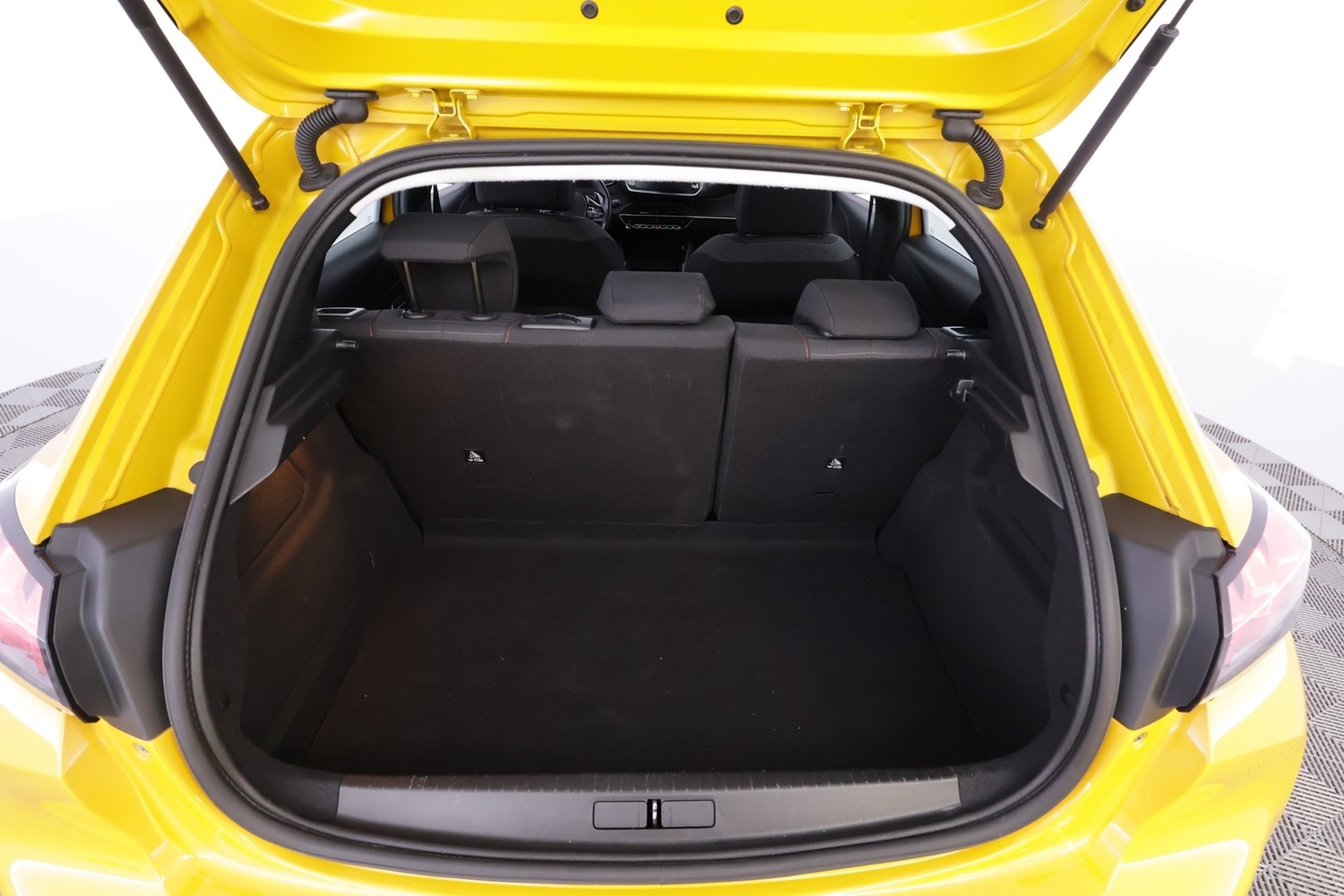 Peugeot 208 vaihtoauto
