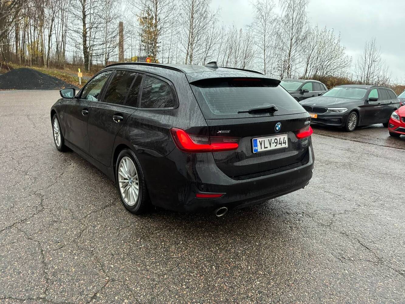 BMW 320 vaihtoauto