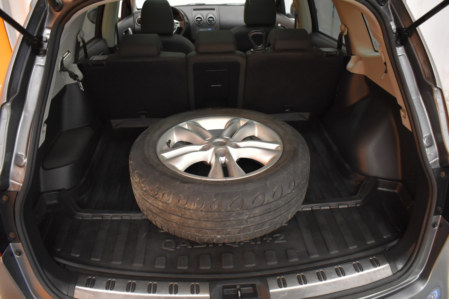 Nissan Qashqai+2 vaihtoauto