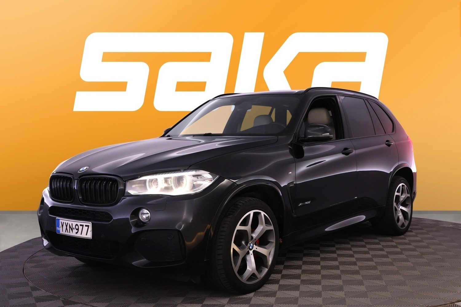 BMW X5 vaihtoauto
