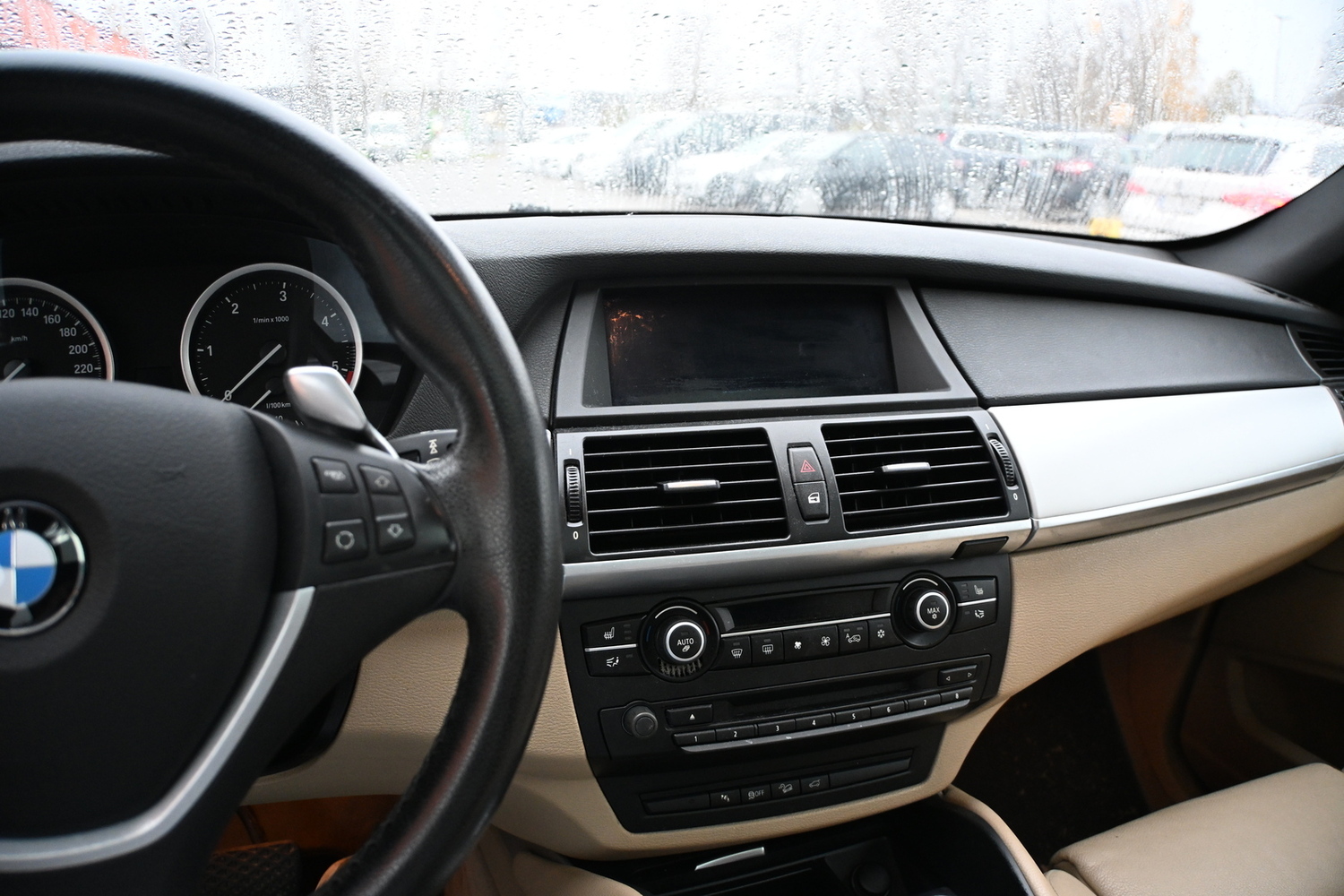 BMW X6 vaihtoauto