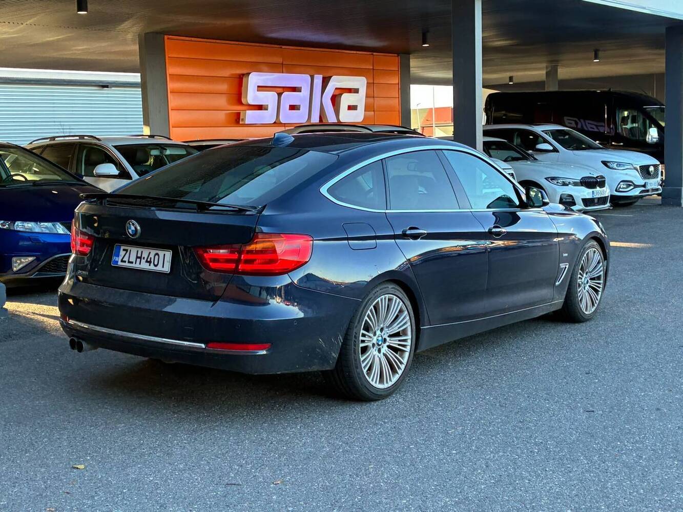 BMW 3.3 vaihtoauto