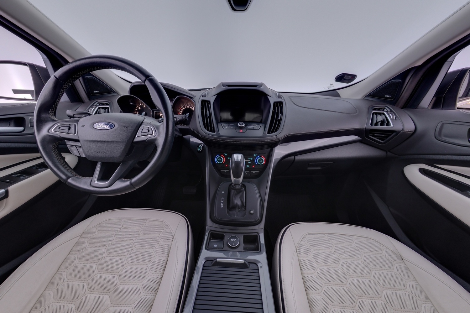 Ford Kuga vaihtoauto