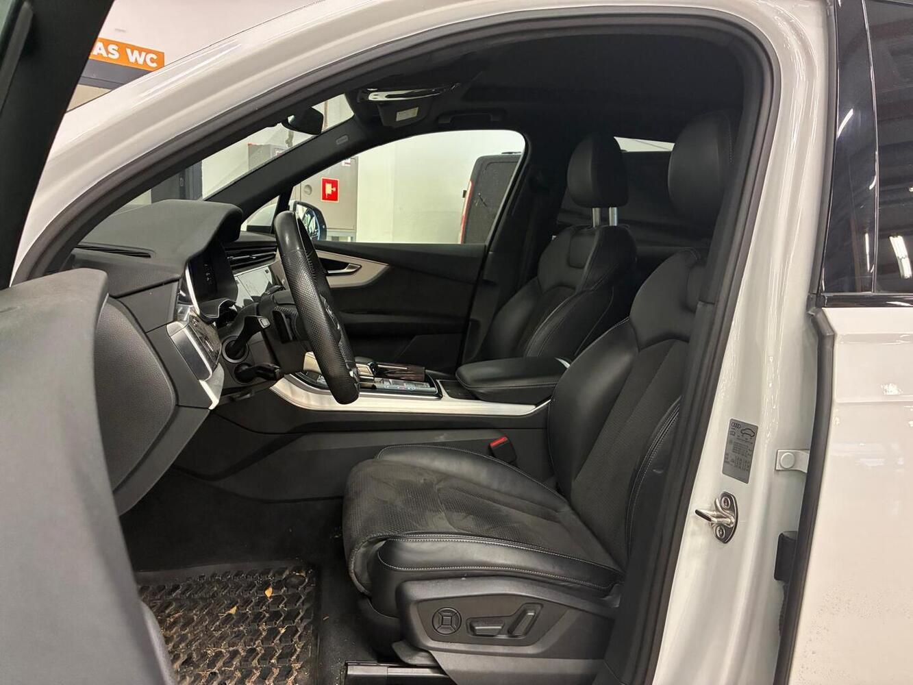 Audi Q7 vaihtoauto