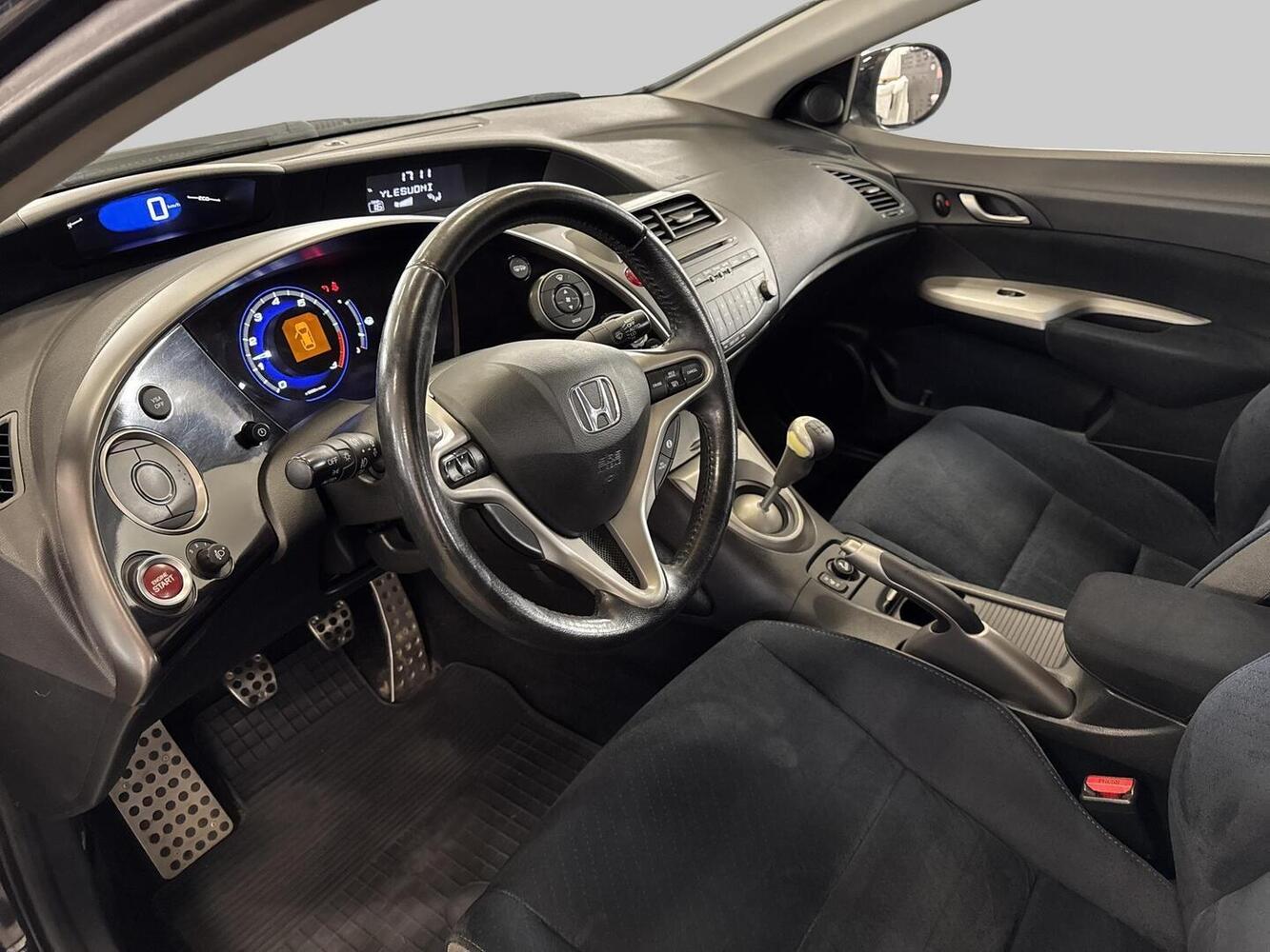 Honda Civic vaihtoauto