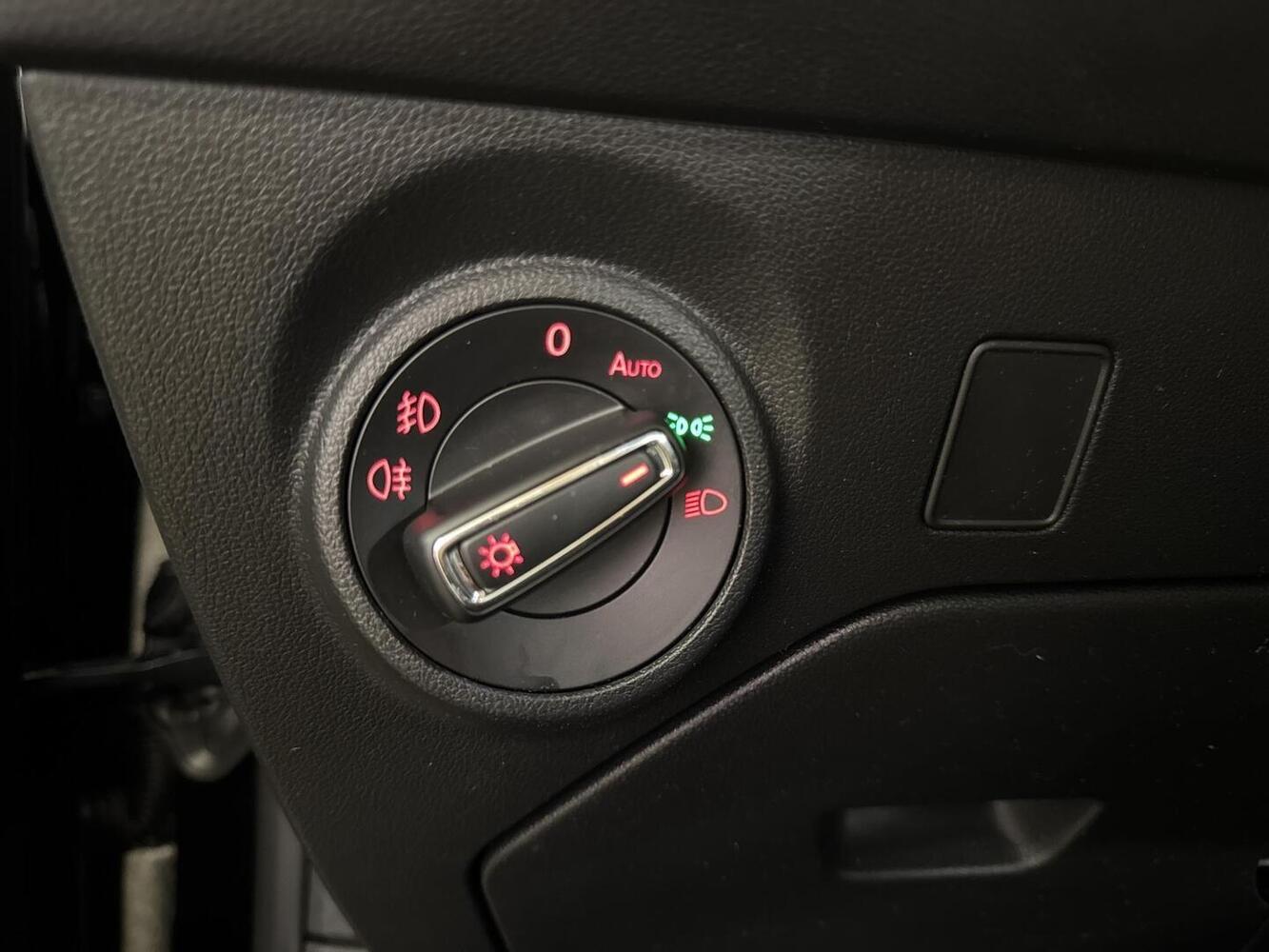 SEAT Leon vaihtoauto