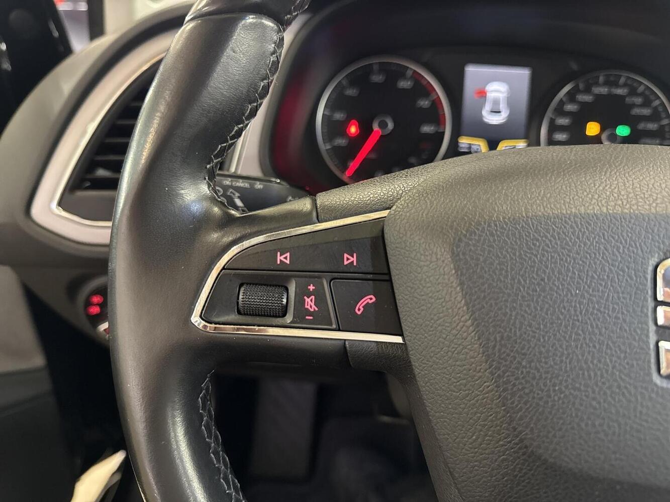 SEAT Leon vaihtoauto
