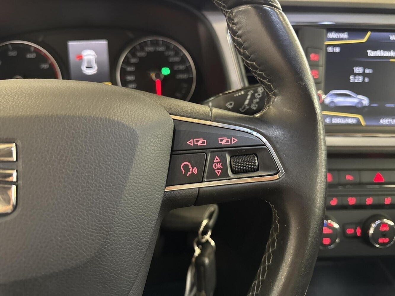 SEAT Leon vaihtoauto
