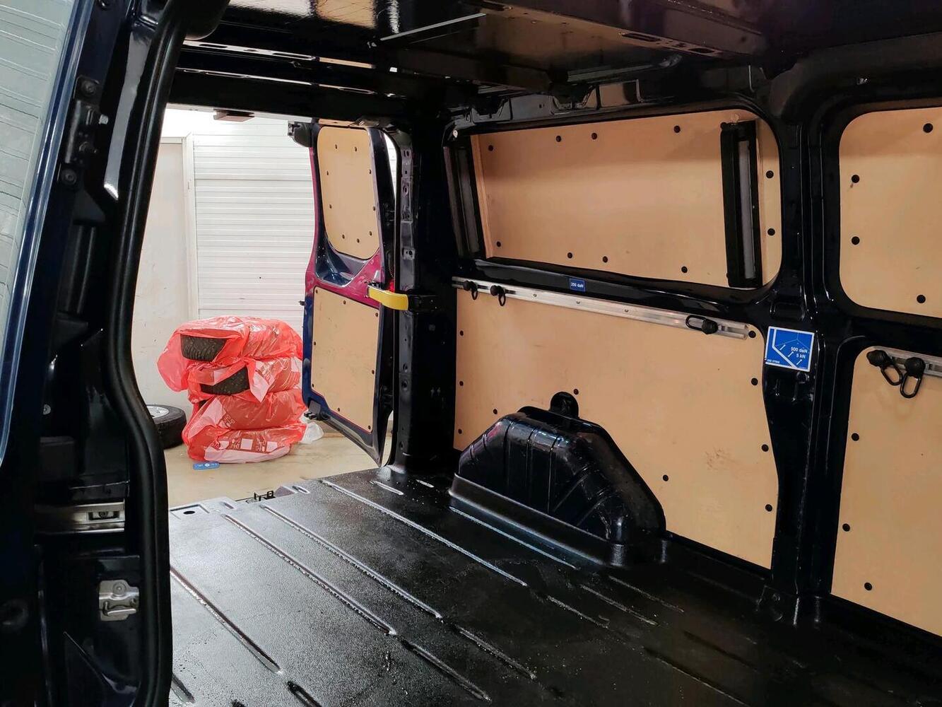 Ford Transit Custom vaihtoauto