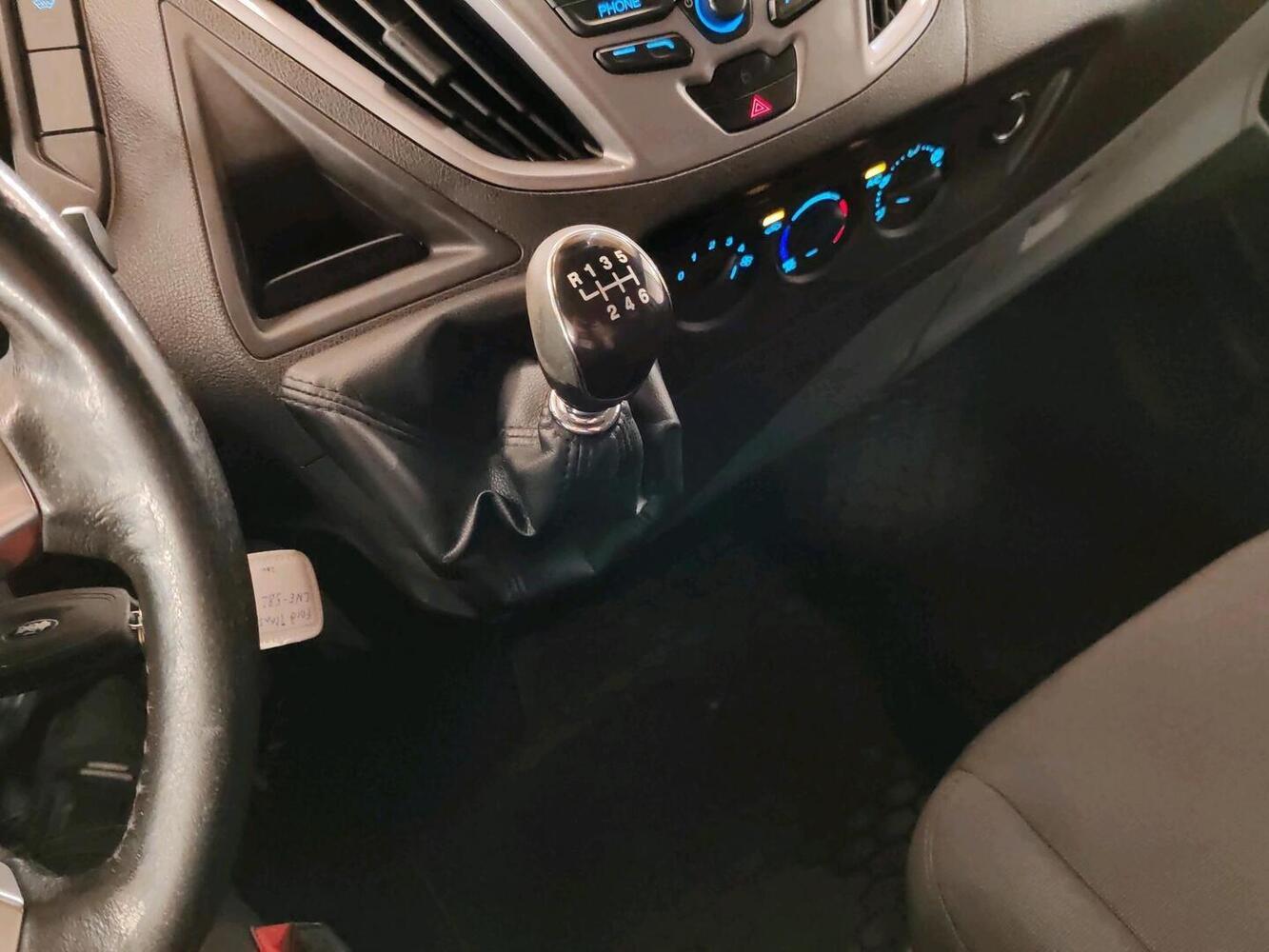 Ford Transit Custom vaihtoauto
