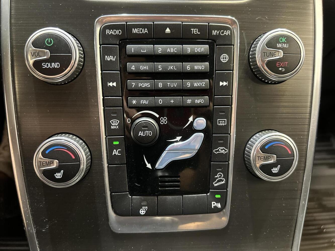 Volvo XC70 vaihtoauto