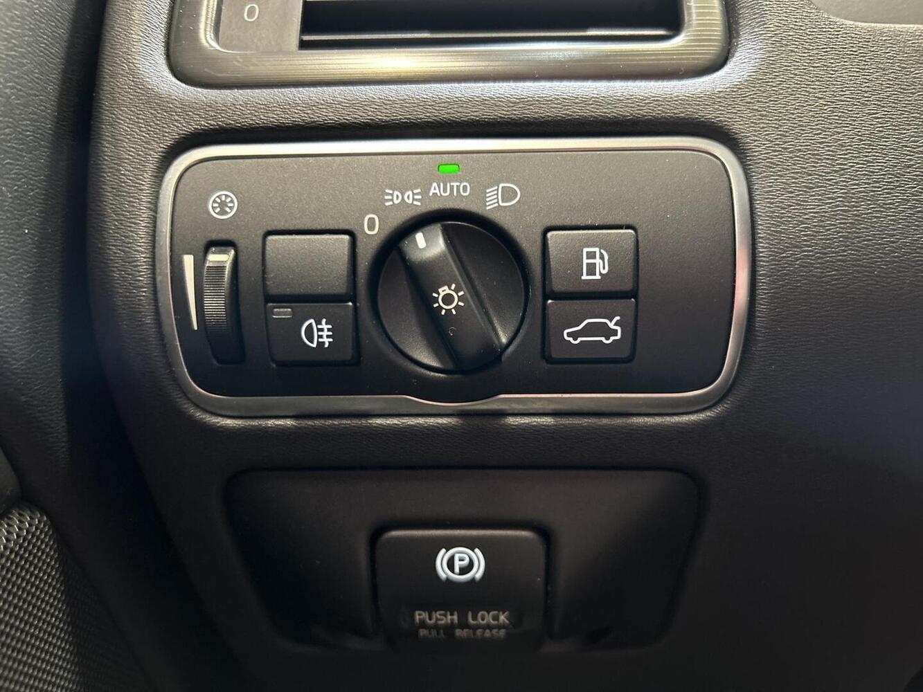 Volvo XC70 vaihtoauto