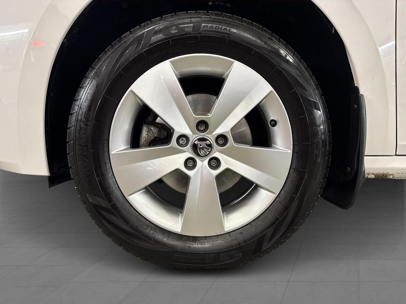 Skoda Kamiq vaihtoauto
