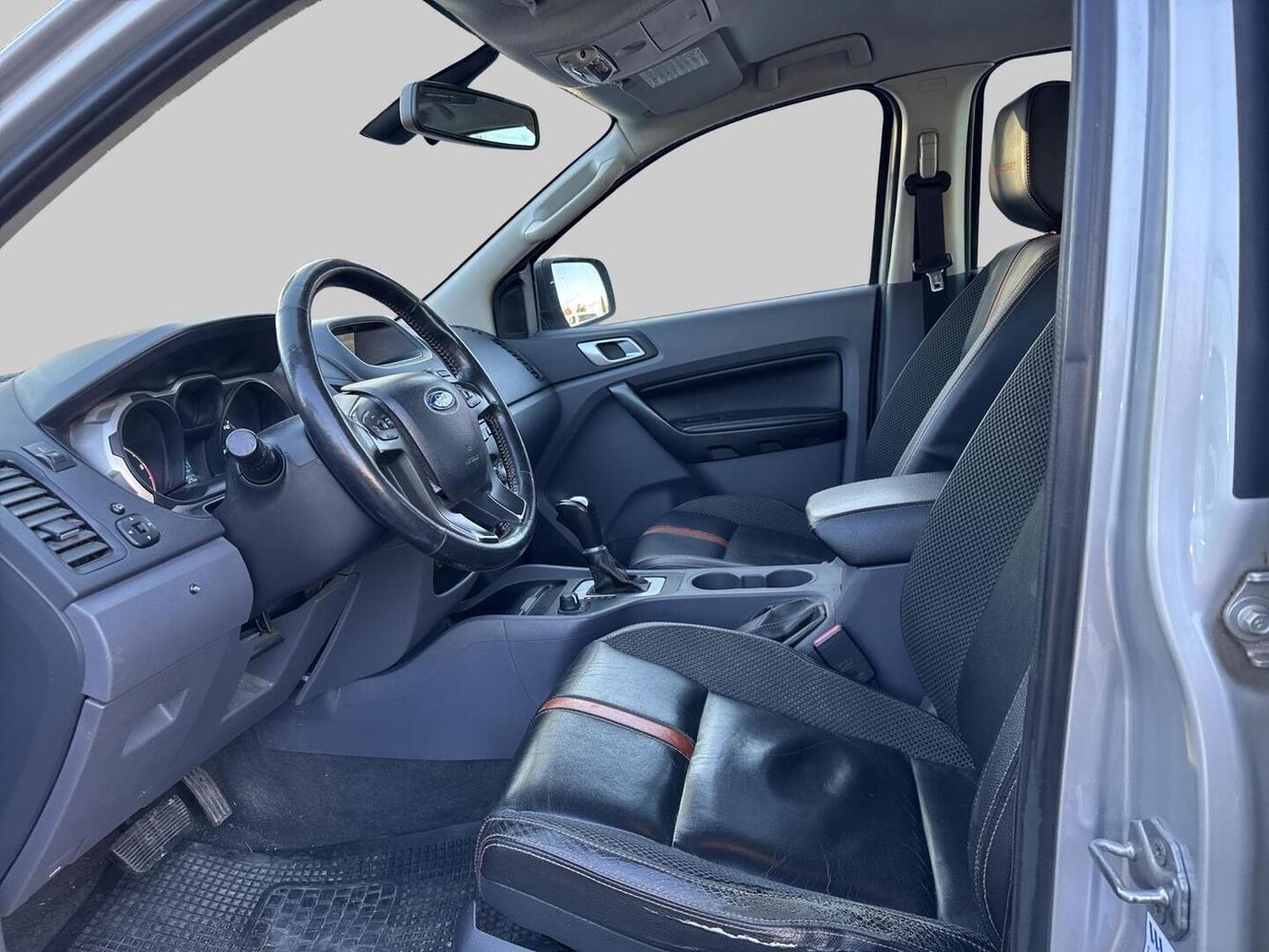 Ford Ranger vaihtoauto