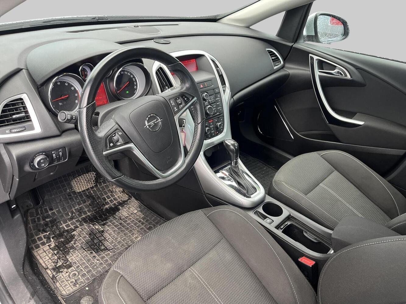 Opel Astra vaihtoauto
