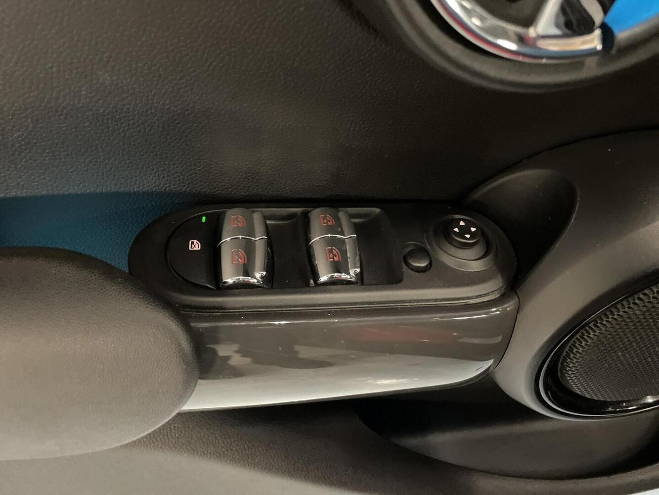 Mini One vaihtoauto