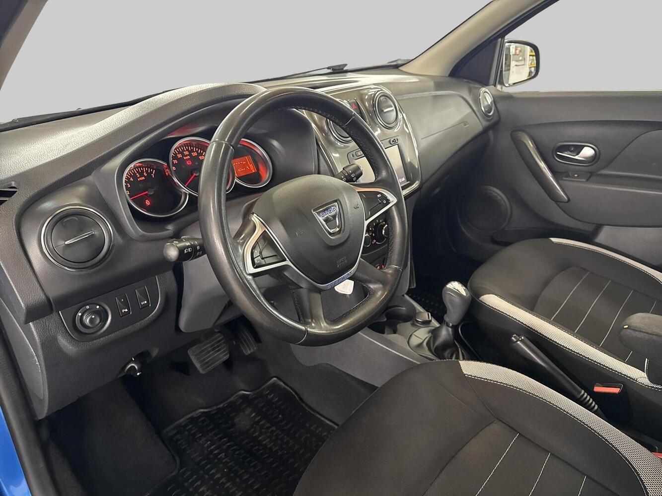 Dacia Sandero vaihtoauto