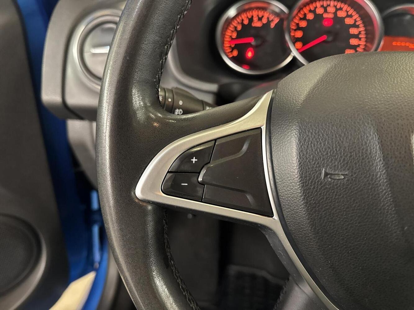 Dacia Sandero vaihtoauto